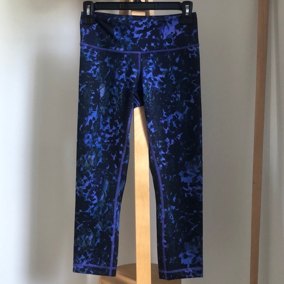 Lululemon Wunder Under Crops II FMSU - Picture 2 of 14